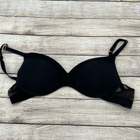Lively Other - Lively Black No Wire Bra Size 36D